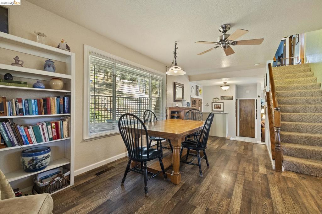 14201 Hillview Ct Property Photo 27