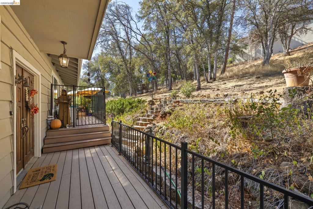 14201 Hillview Ct Property Photo 43