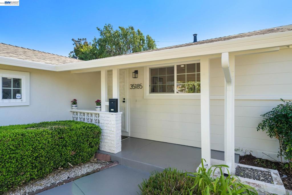 35185 Cabrillo Drive Property Photo 9