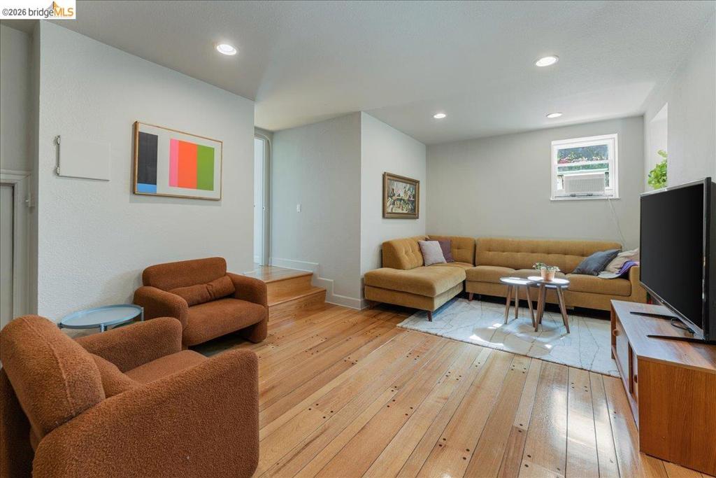 5327 Brann St Property Photo 18