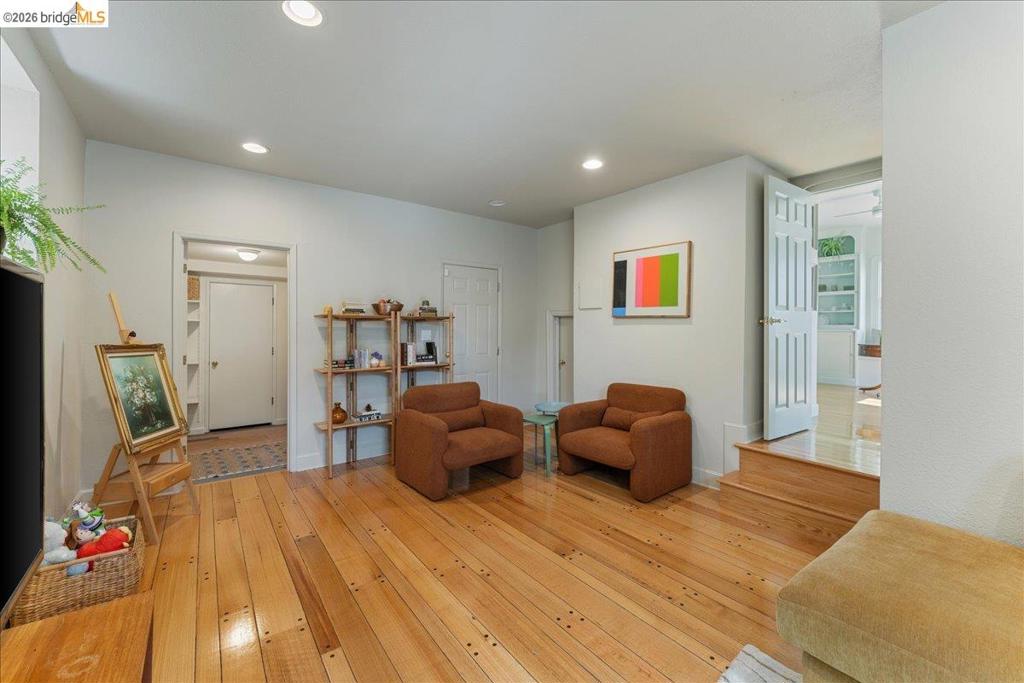 5327 Brann St Property Photo 19