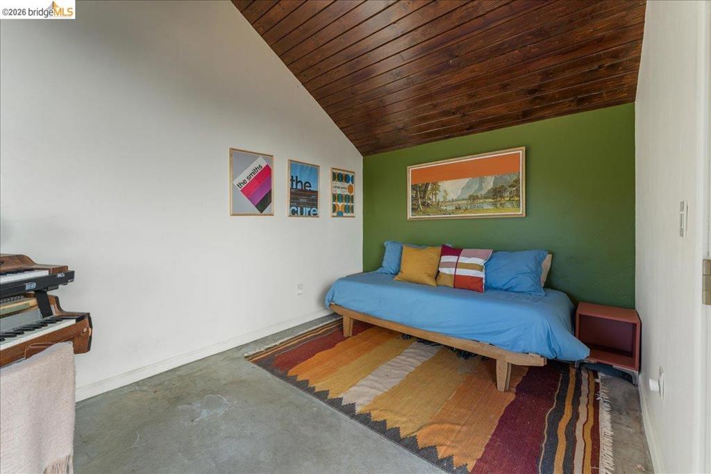 5327 Brann St Property Photo 32