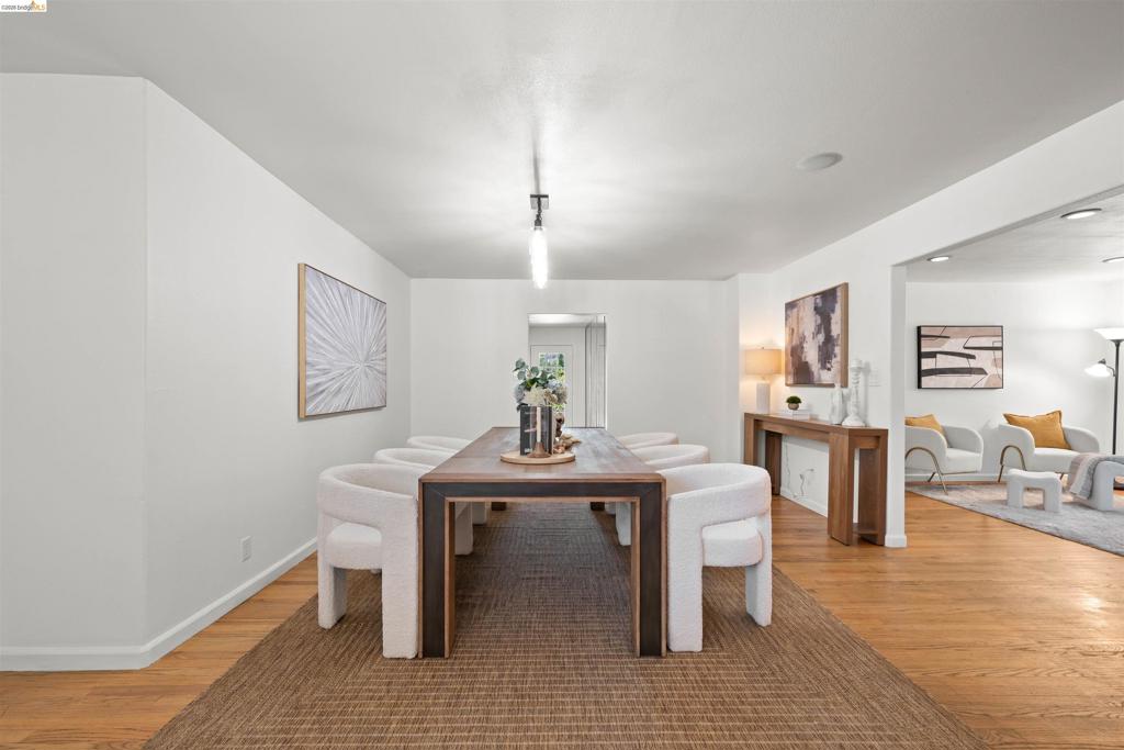 4833 Shetland Ave. Property Photo 5