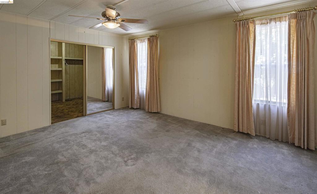 10956 Green Property Photo 11