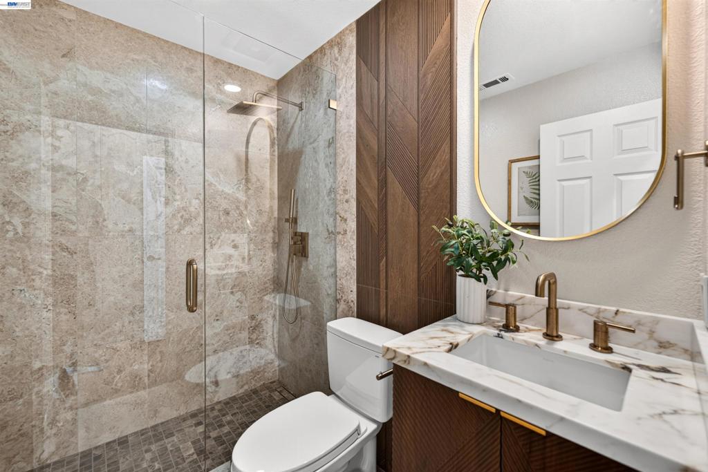 5518 Alvelais Dr Property Photo 31