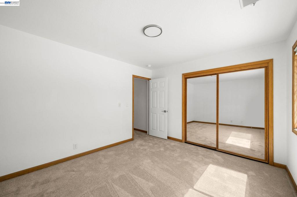 190 Silver Pine Ln Property Photo 50