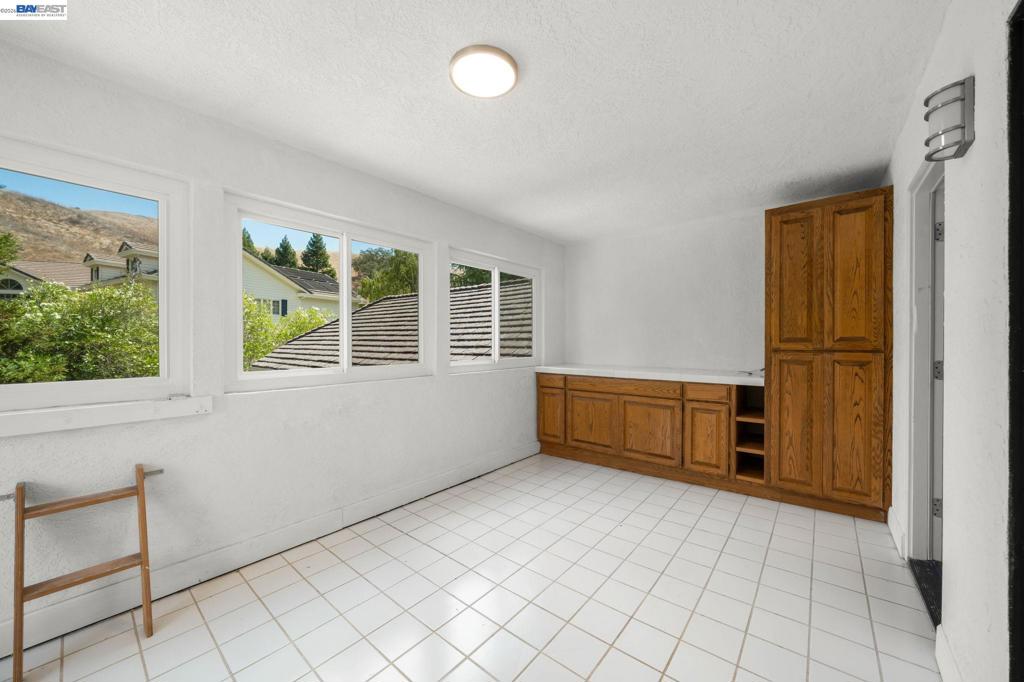 190 Silver Pine Ln Property Photo 55