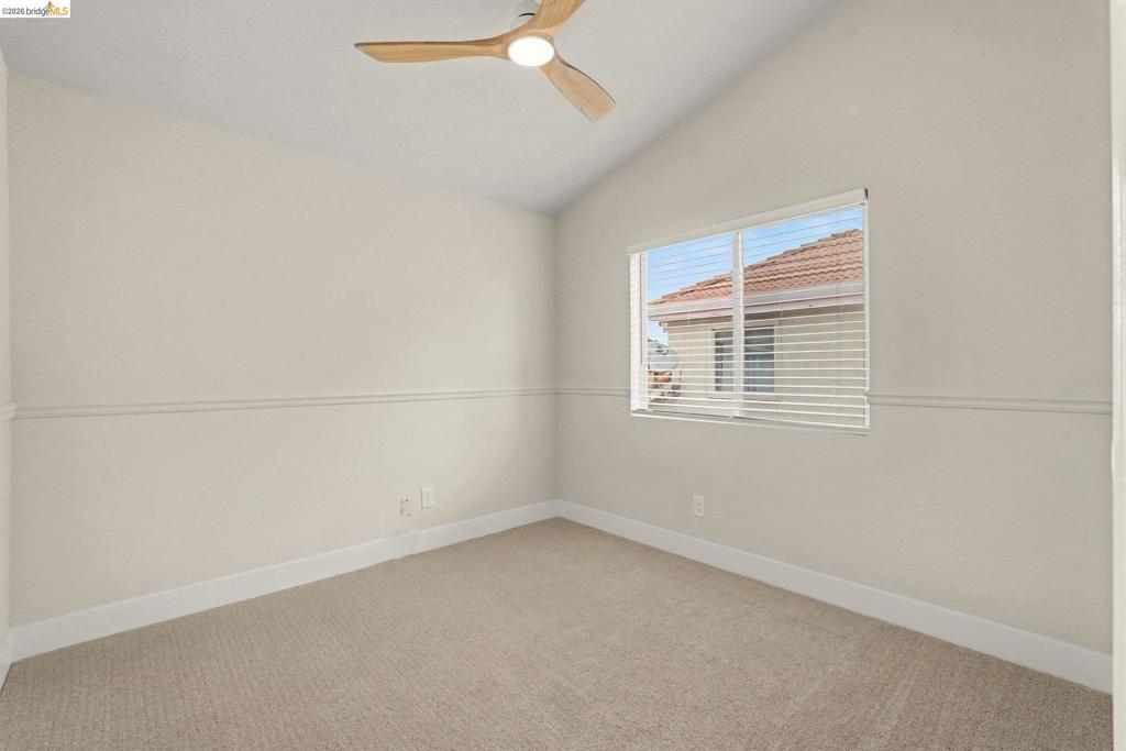 850 Nicholas Ct Property Photo 21