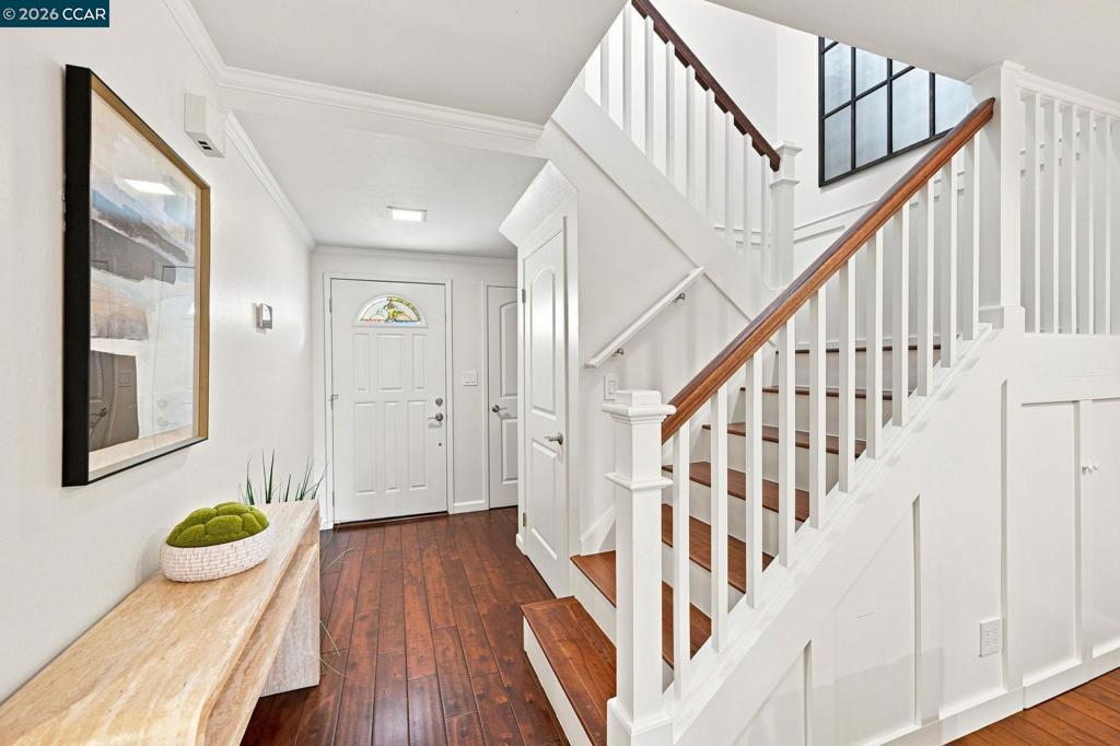 79 Fountainhead Ct Property Photo 2