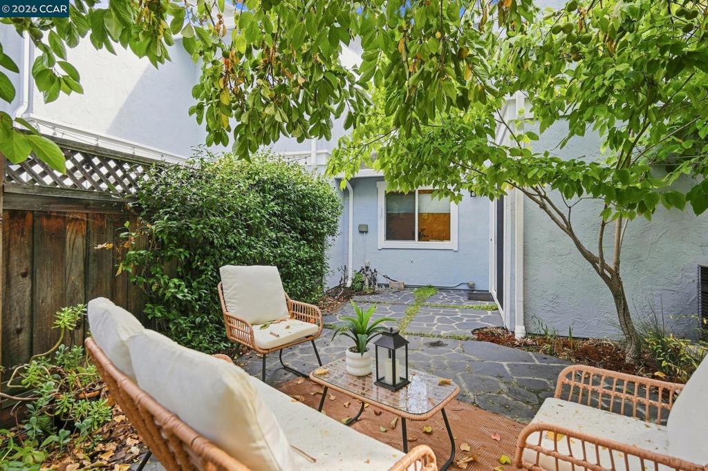 79 Fountainhead Ct Property Photo 12