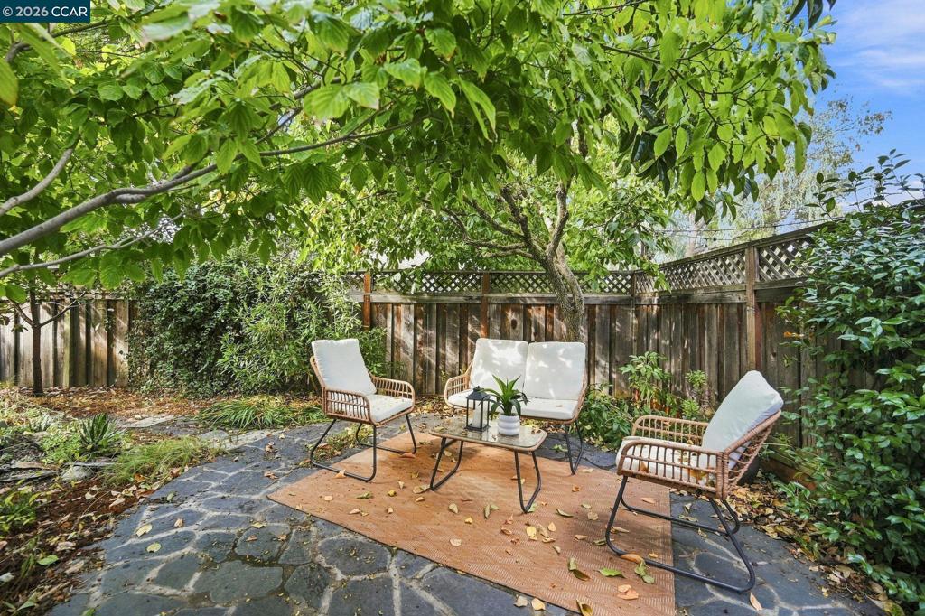 79 Fountainhead Ct Property Photo 13