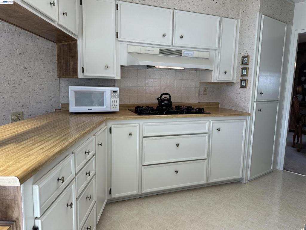 29284 Harpoon Way Property Photo 16