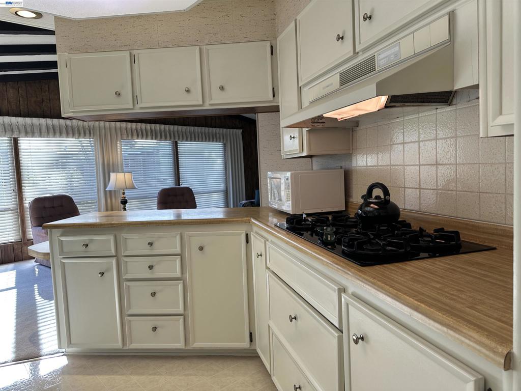 29284 Harpoon Way Property Photo 19