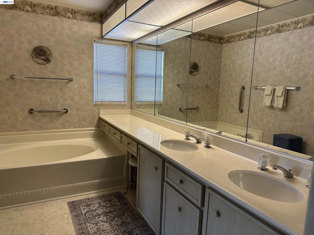 29284 Harpoon Way Property Photo 37