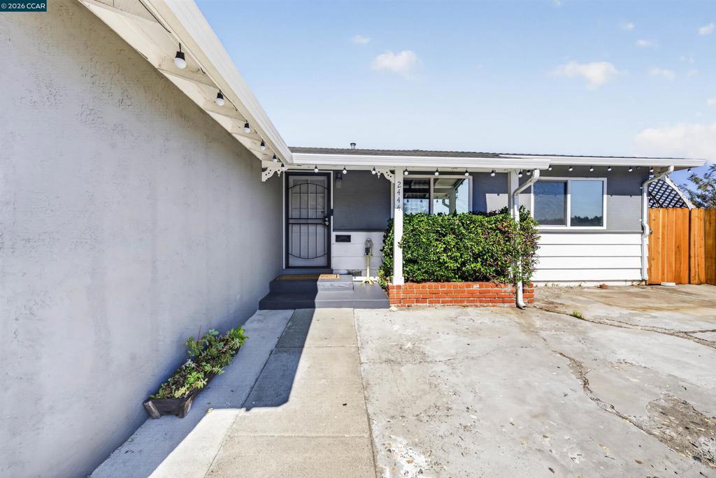 2444 Fitzpatrick St Property Photo 7