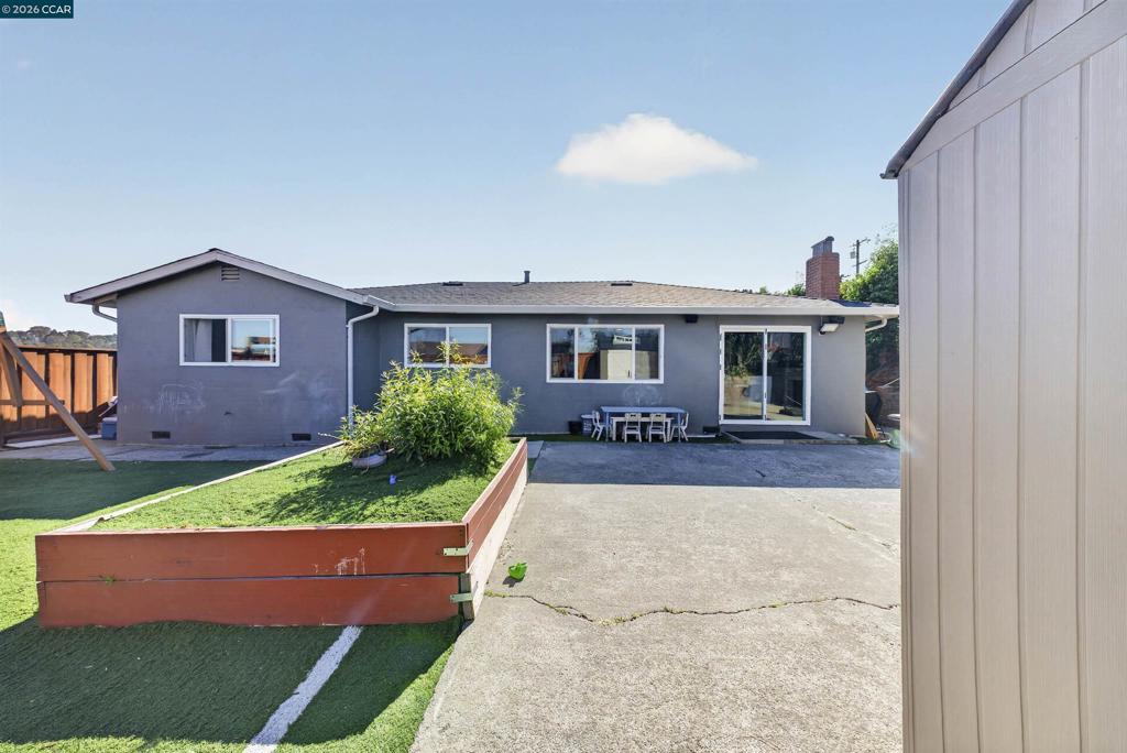 2444 Fitzpatrick St Property Photo 42