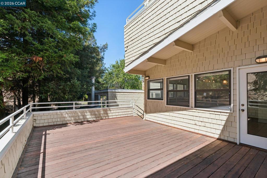 660 La Casa Via Property Photo 41