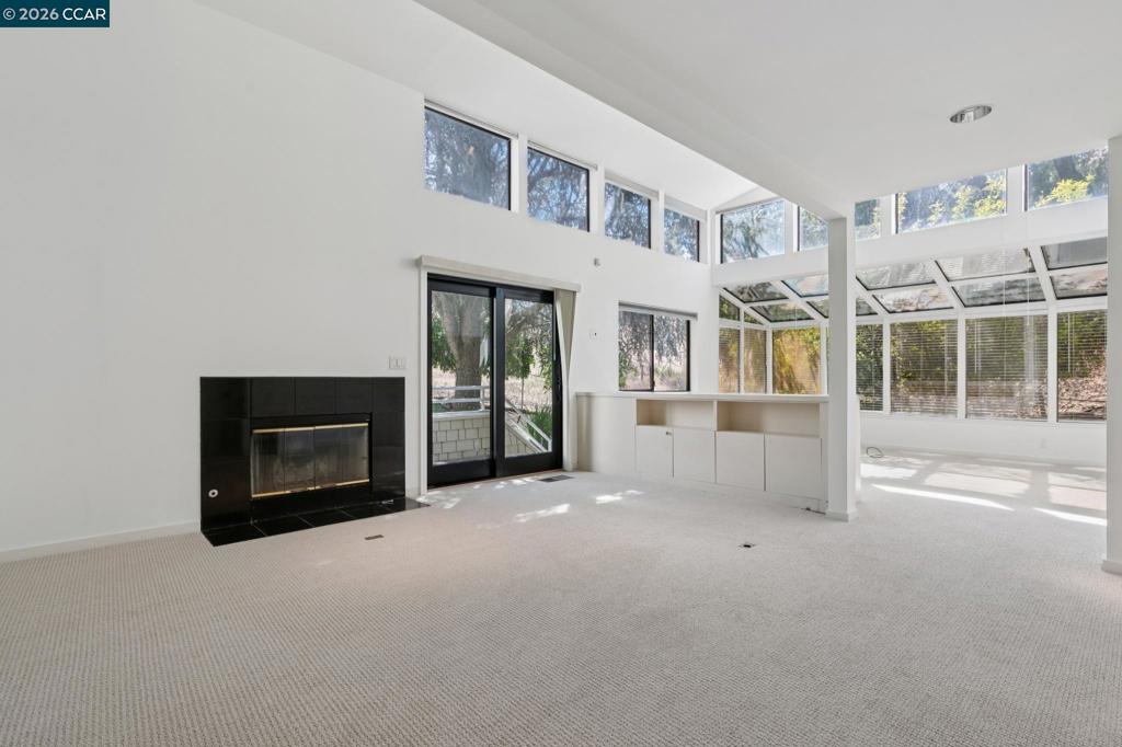 660 La Casa Via Property Photo 43
