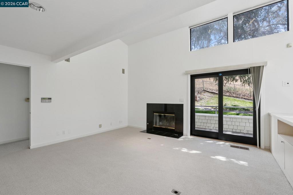 660 La Casa Via Property Photo 45
