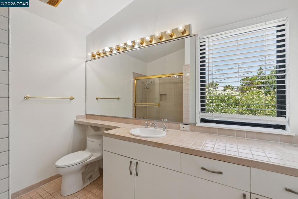660 La Casa Via Property Photo 69