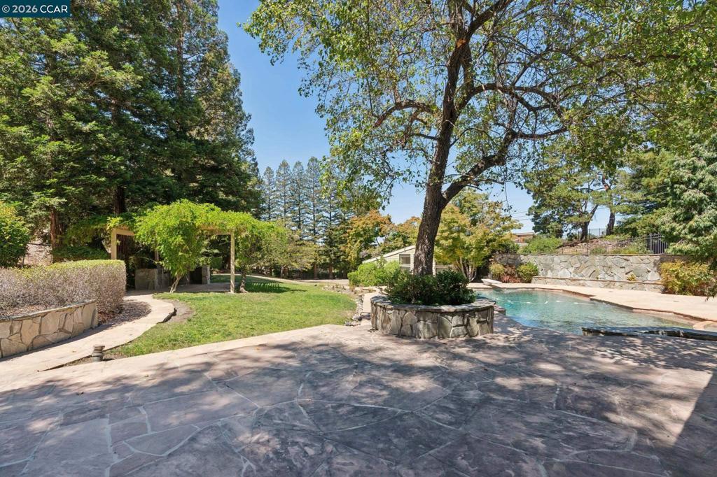 660 La Casa Via Property Photo 83