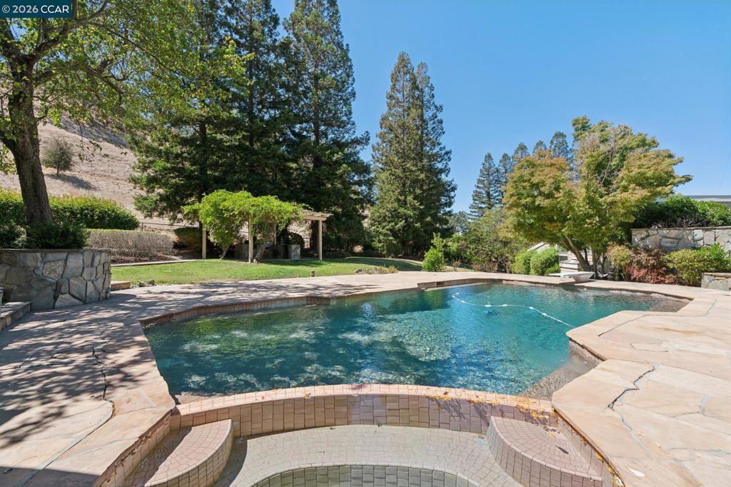 660 La Casa Via Property Photo 86