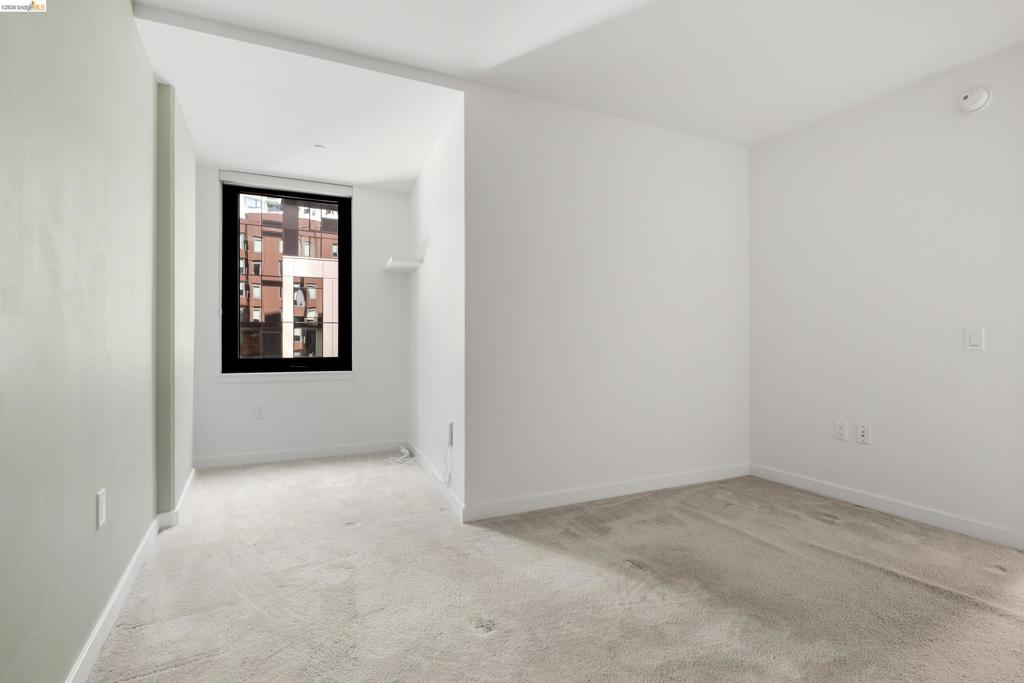 285 Main Street 404 Property Photo 12
