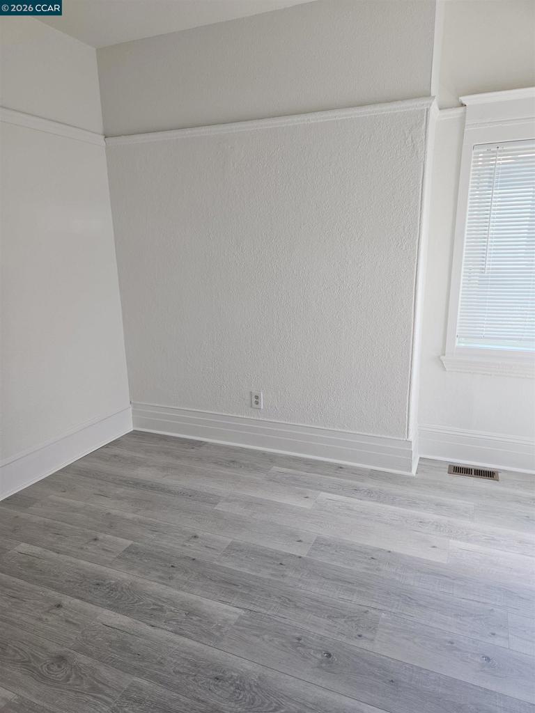 1056 55th Street Property Photo 12