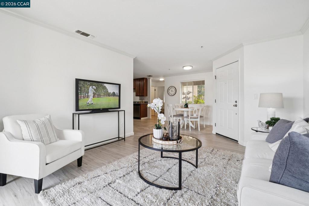 460 Bollinger Canyon Lane 184 Property Photo 12