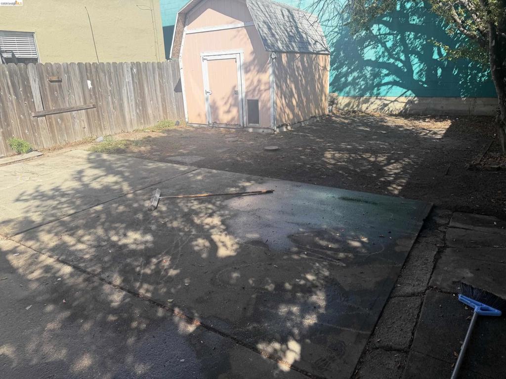 1940 22nd Street Property Photo 13