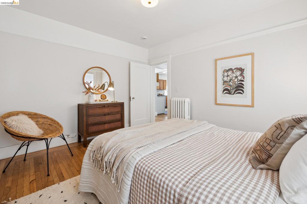 3027 Regent St Property Photo 22