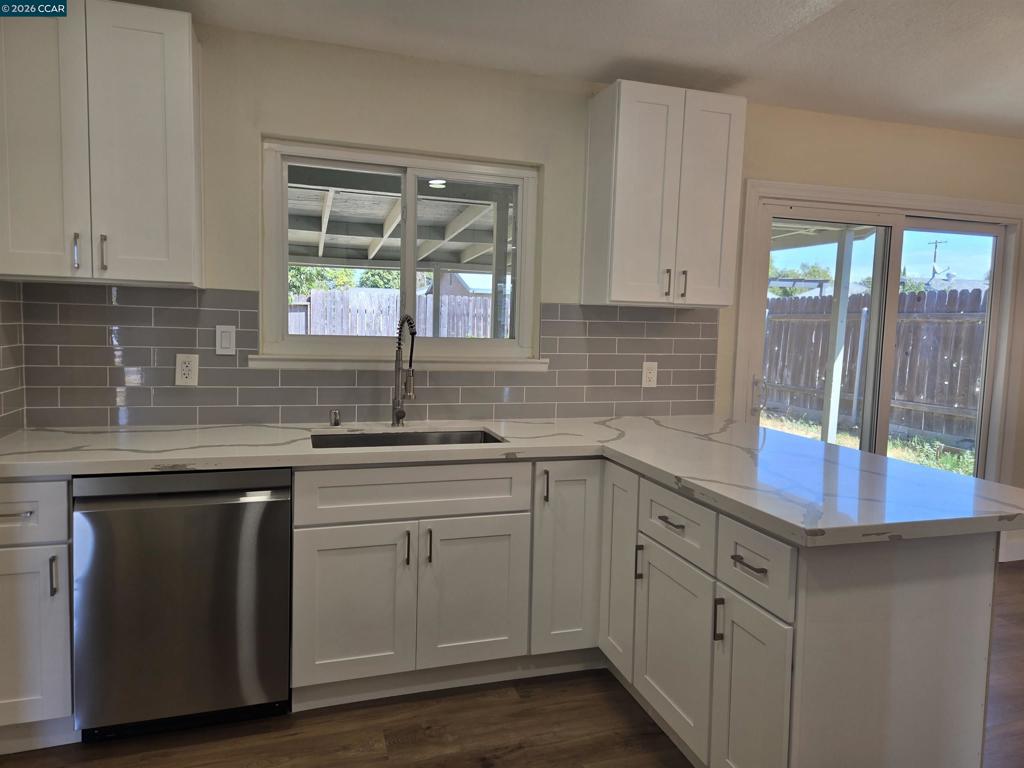 2817 Provo Way Property Photo 4