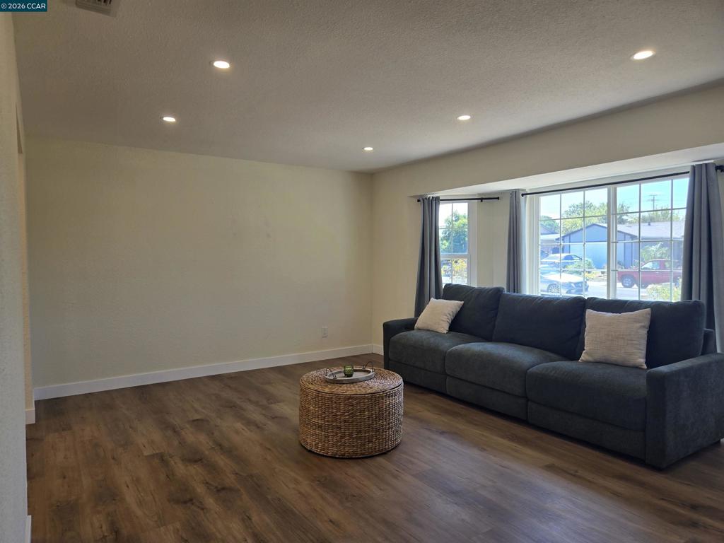 2817 Provo Way Property Photo 8