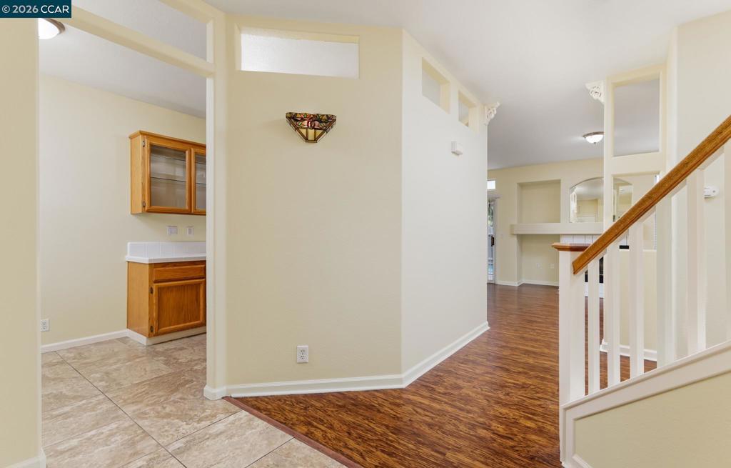 4233 Shandwick Dr Property Photo 8