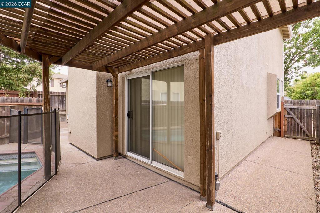 4233 Shandwick Dr Property Photo 21