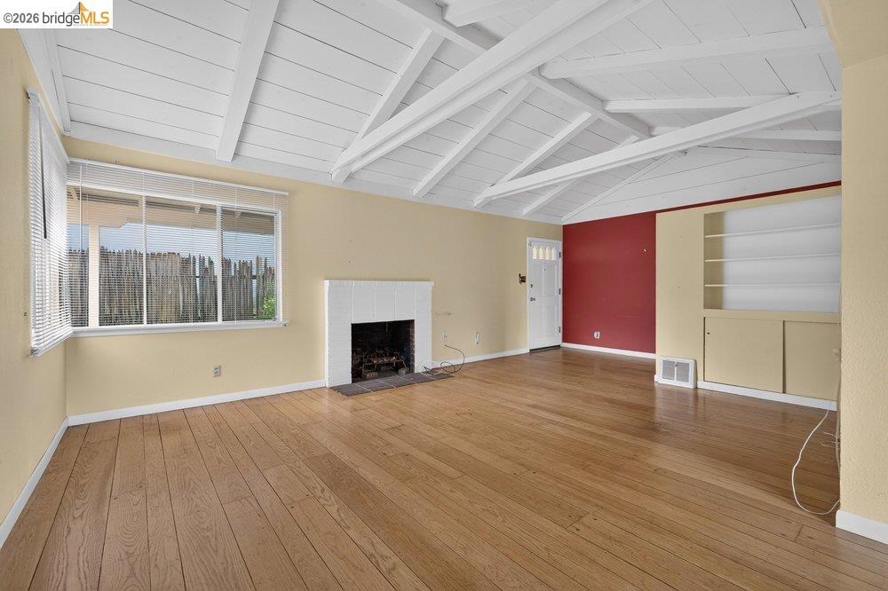206 Colgate Property Photo 9