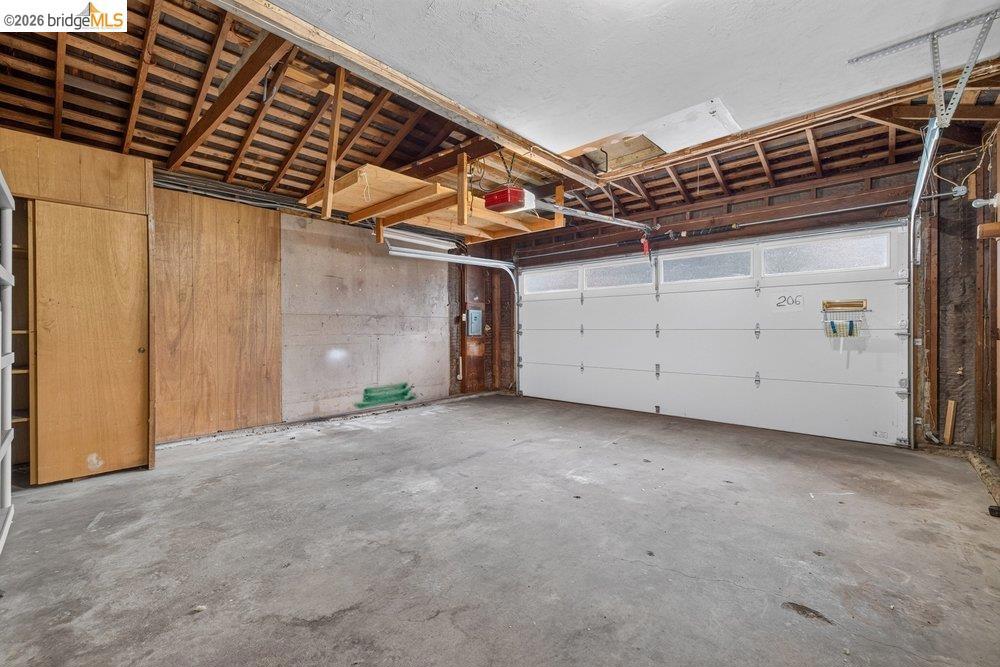 206 Colgate Property Photo 18