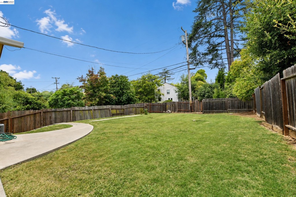 233 Fairmont Ave Property Photo 11