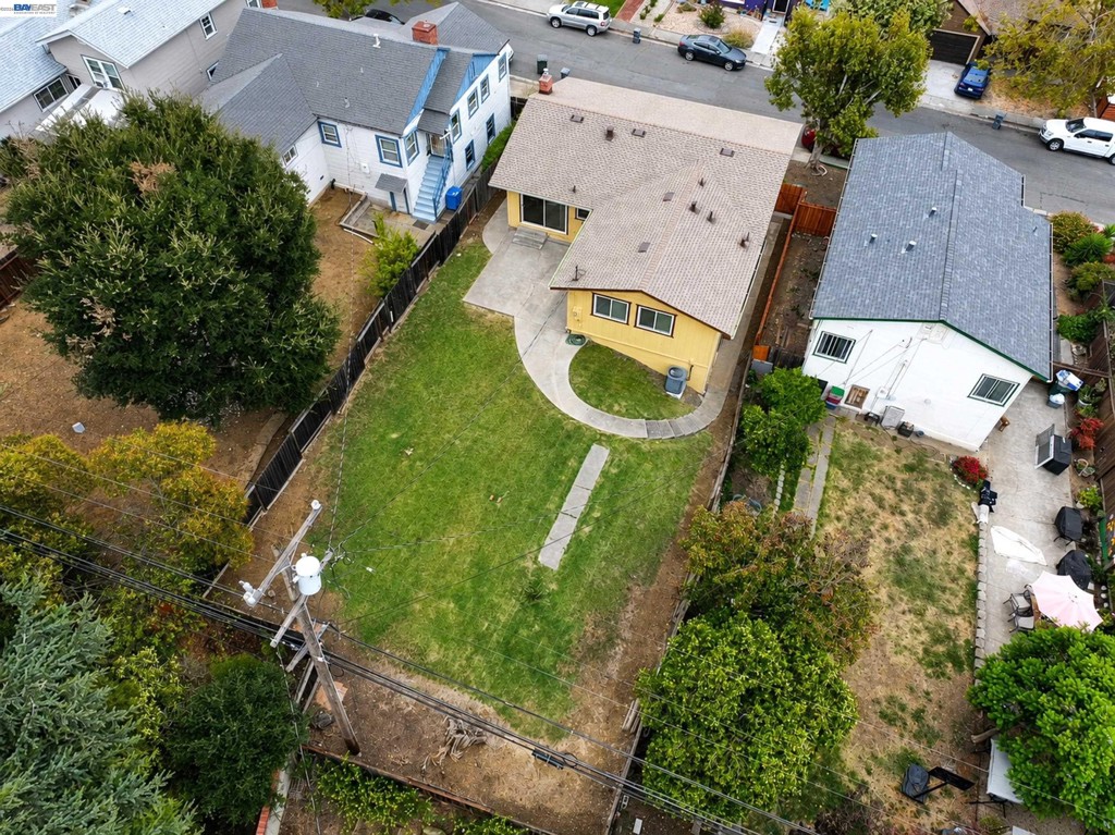 233 Fairmont Ave Property Photo 15