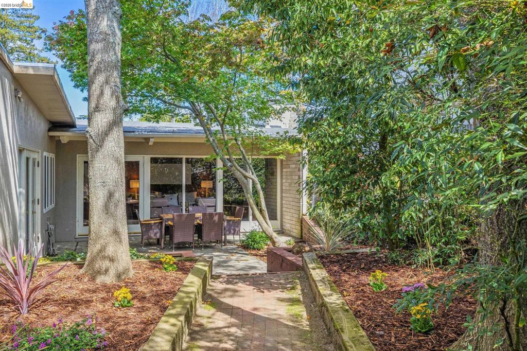 1024 Overlook Rd Property Photo 39