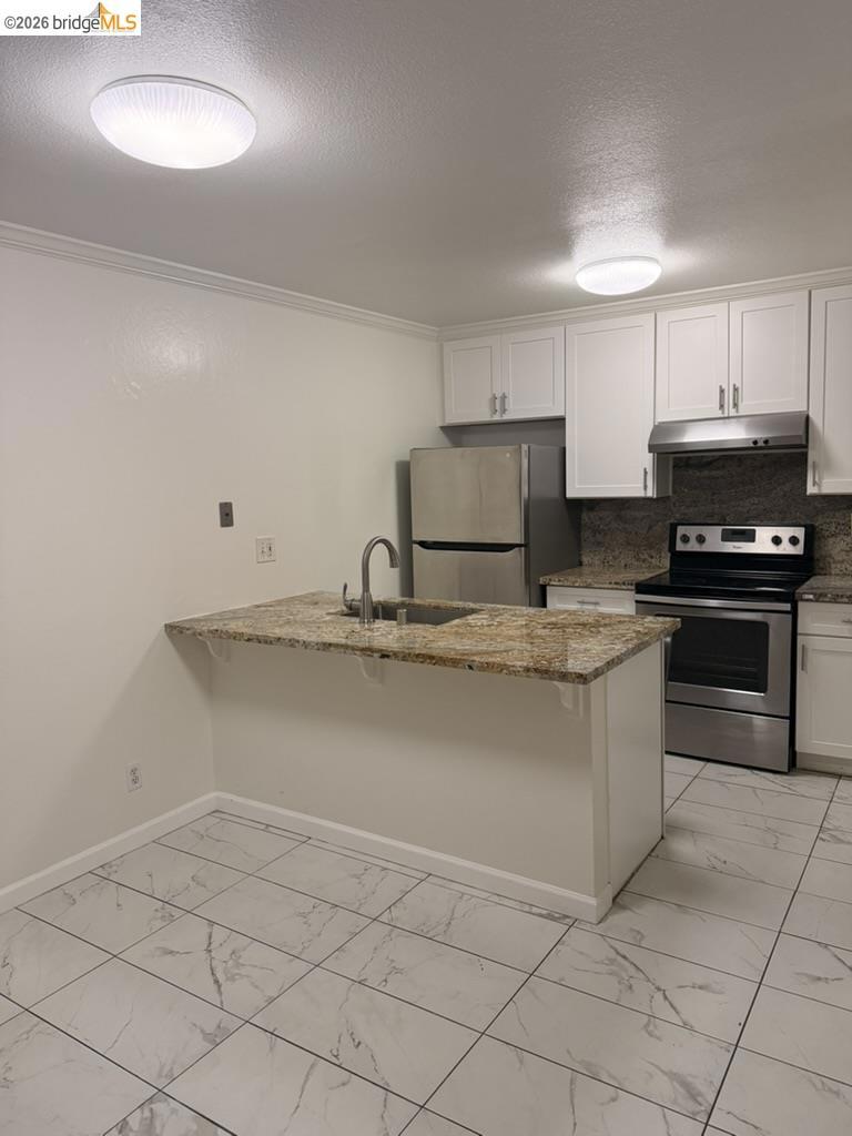 2301 Peppertree Way 1 Property Photo 1