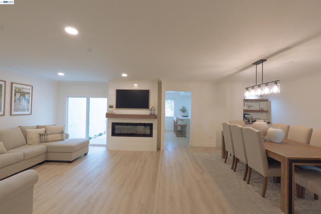 2031 Julius Ct