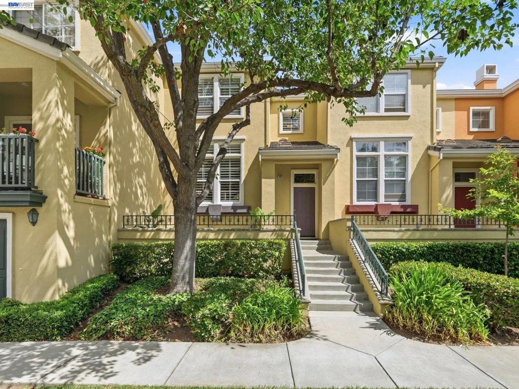 3423 Ellery Cmn Property Photo