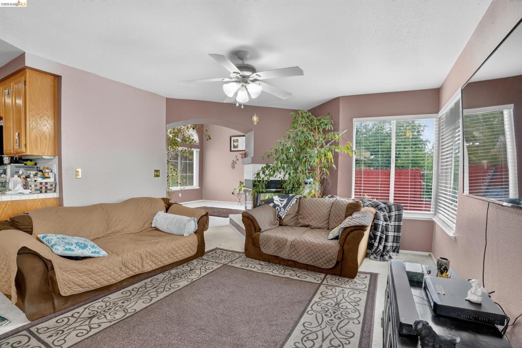 4148 Meadow Lake St Property Photo 9