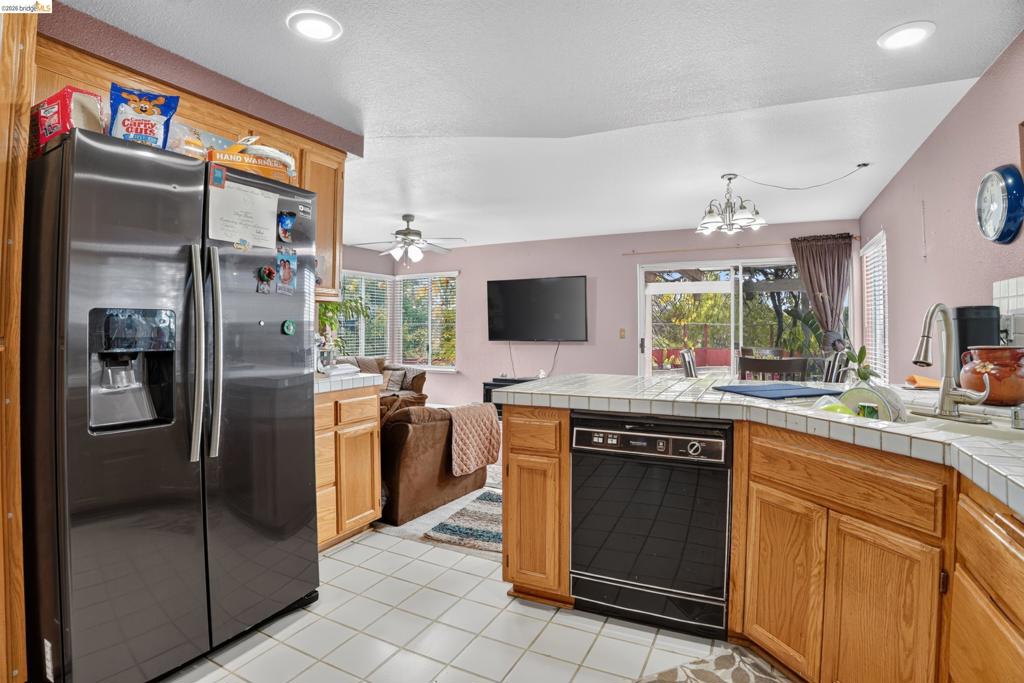 4148 Meadow Lake St Property Photo 12