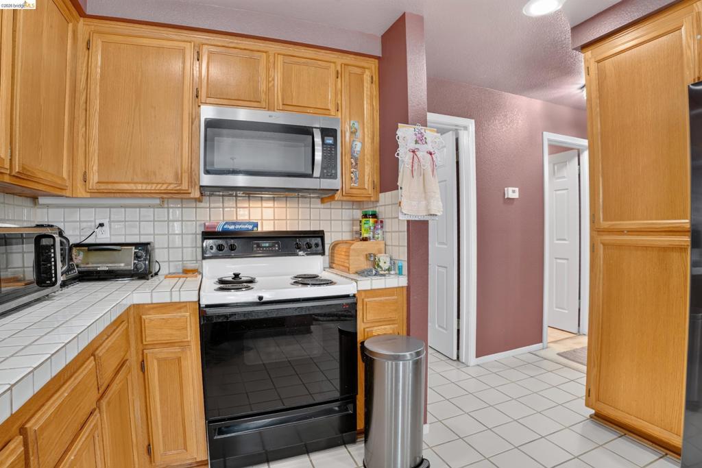 4148 Meadow Lake St Property Photo 13
