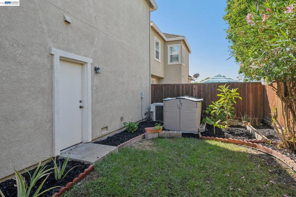 2628 Photinia Ct Property Photo 67