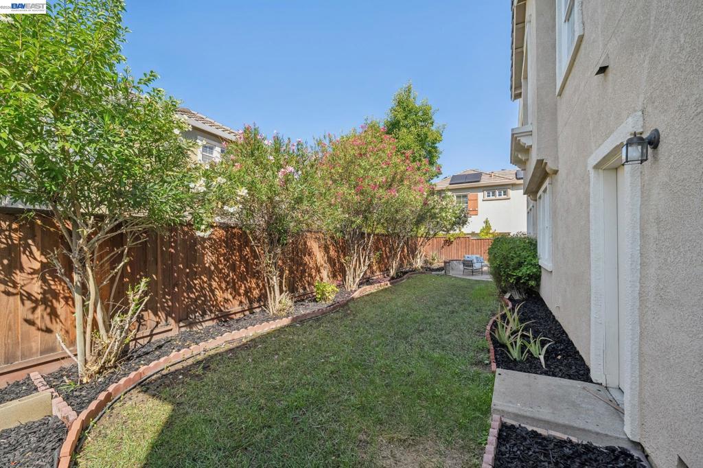 2628 Photinia Ct Property Photo 69