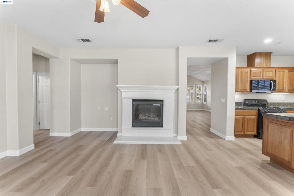 2652 Crescent Way Property Photo 15