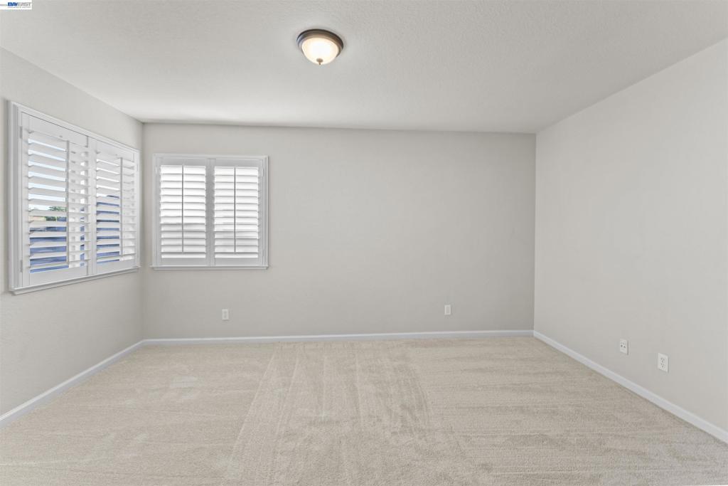 2652 Crescent Way Property Photo 31
